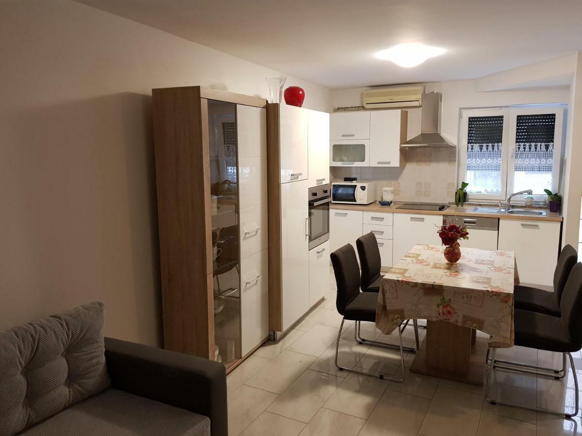Izola City Center Apartment Zewnętrze zdjęcie